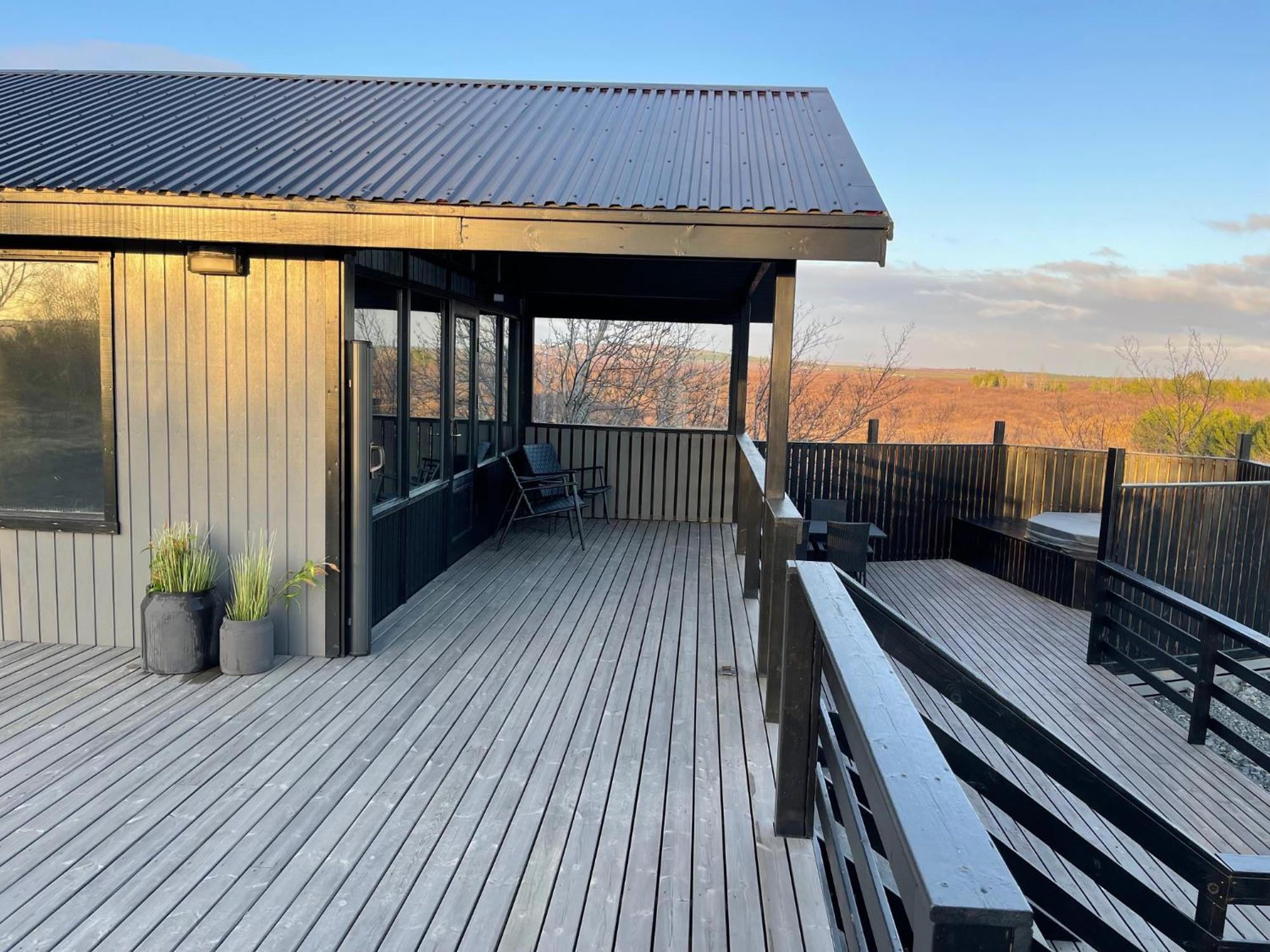 Cozy 3Br Summerhouse With Hot Tub In South Iceland Selfoss Exterior photo