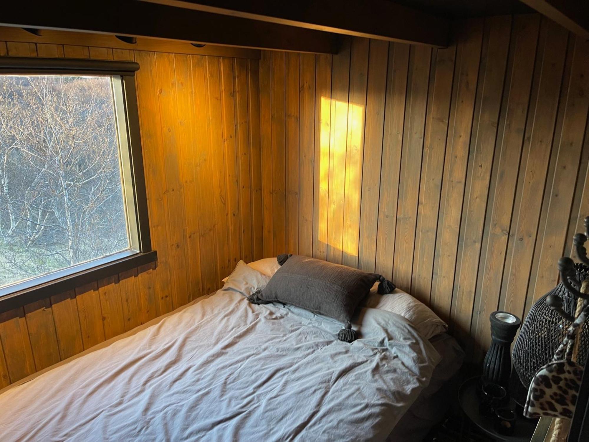 Cozy 3Br Summerhouse With Hot Tub In South Iceland Selfoss Exterior photo
